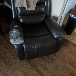 Free Couches Smoke Free And Animal Free 