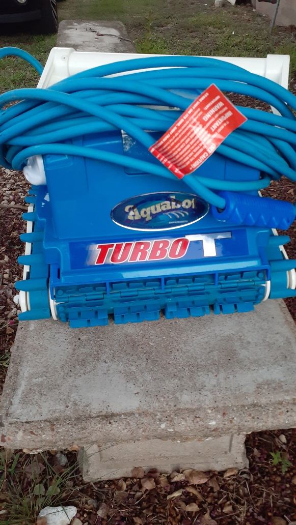 Aquabot Turbo T pool cleaner