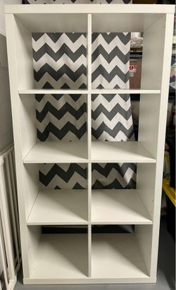 Shelf/ Cubbies
