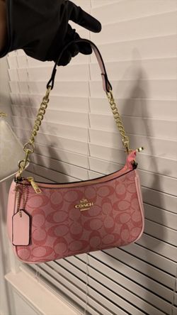 Coach Signature Pink Shoulder Teri Bag ‼️👜