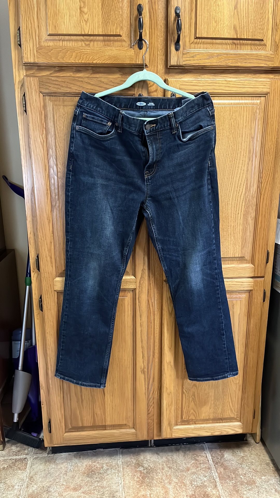 Men’s old navy straight blue jeans 34x30