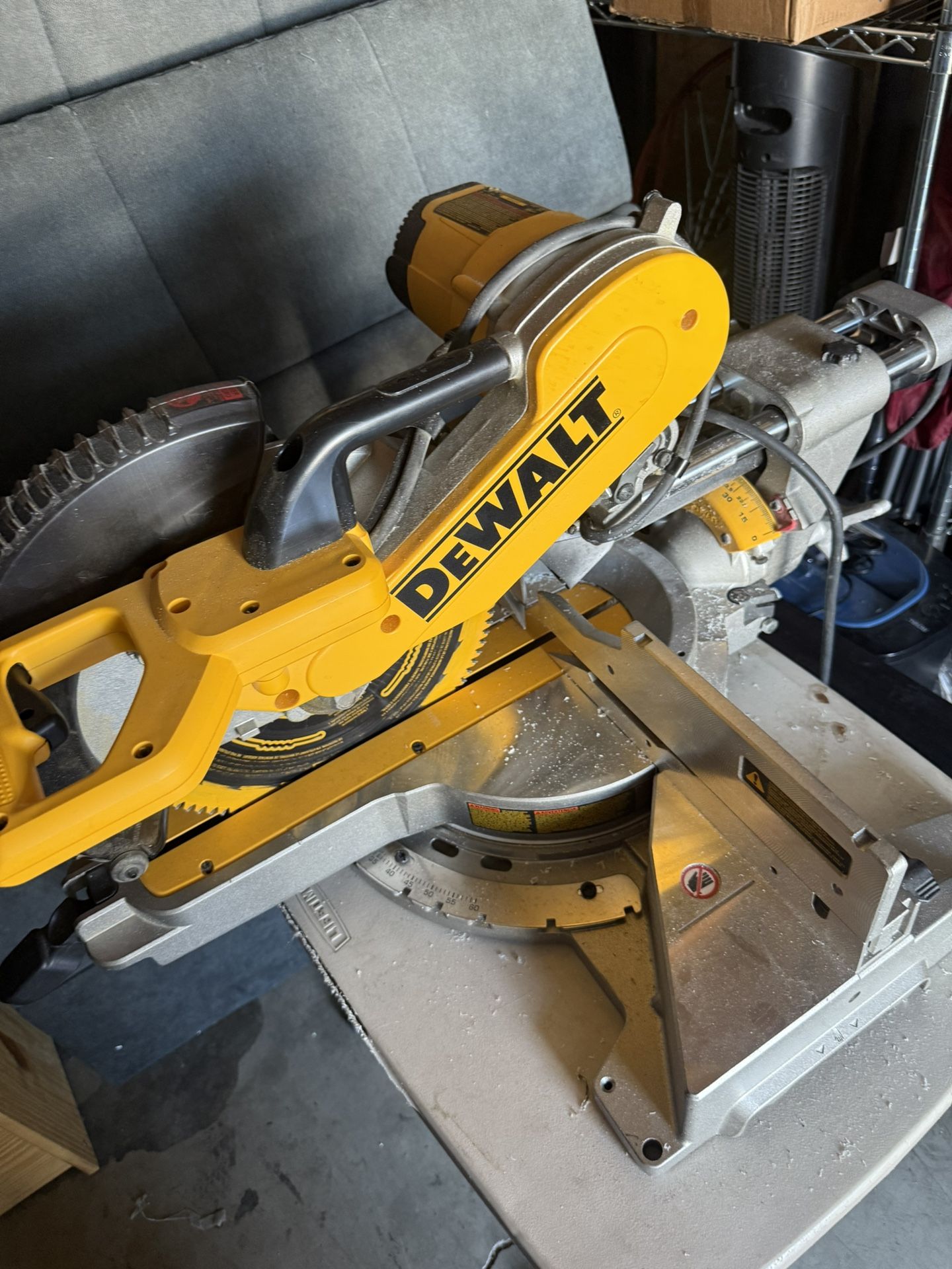Dewalt Compound Miter Saw 