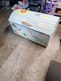 34x22x20 hand Painted wooden  toy chest