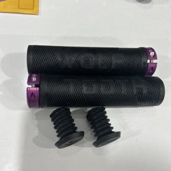 Wolf Tooth Echo Lock-On Grip (Purple)