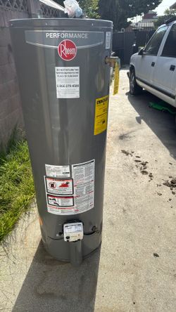 Water heater/Rheem