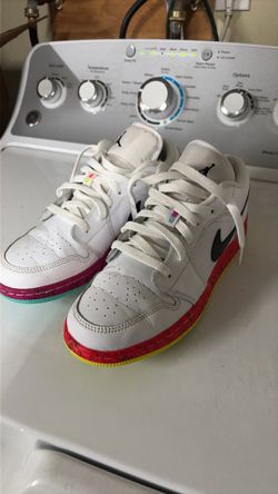 JORDANS. Used, US size 7y