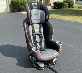 Graco Extend2Fit Kid’s Adjustable Convertible Car Seat! For kids 5-100lbs! With Rear Facing Option! Good condition!