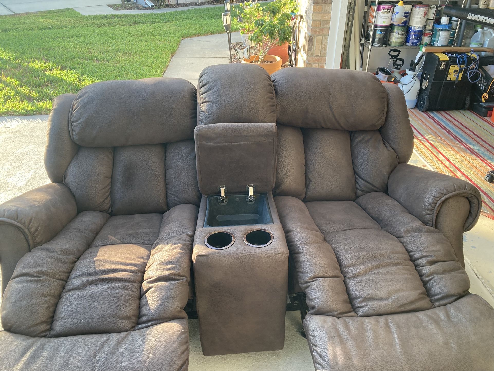 Double Rocker Recliner