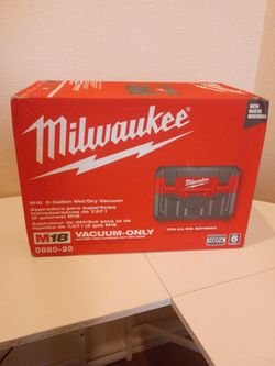 Milwaukee M18  wet and dry vacuum