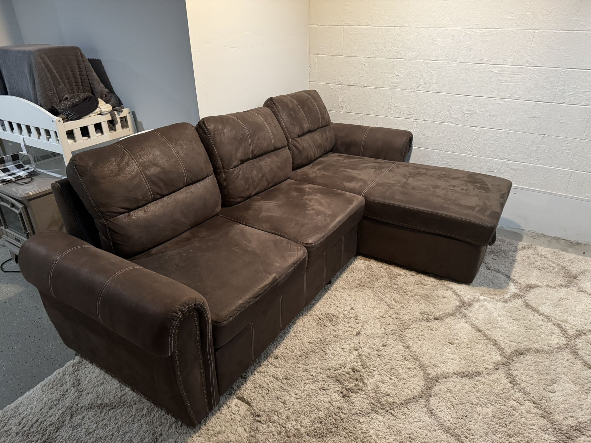 Pullout Sectional