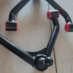 1999---2006 Chevy Silverado, Tahoe/GMC Sierra, Yukon 2-4-in Performance  Front Upper Control Arms  