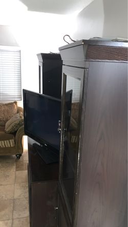 Muevle y television incluida