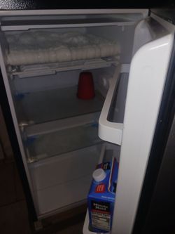Mini fridge