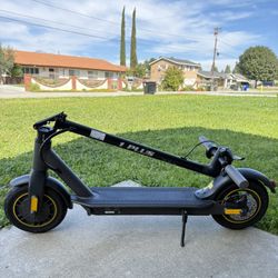 Electric scooter