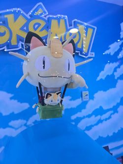 Pokémon Meowth  "comic con exclusive"