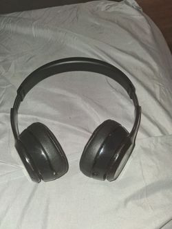 Beats by Dre headphones