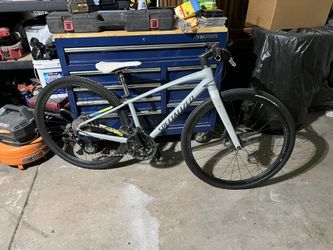 Specialized Sirrus Bike