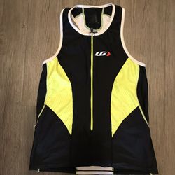 Women’s Louis Garneau Cycling / Running Jersey - Medium