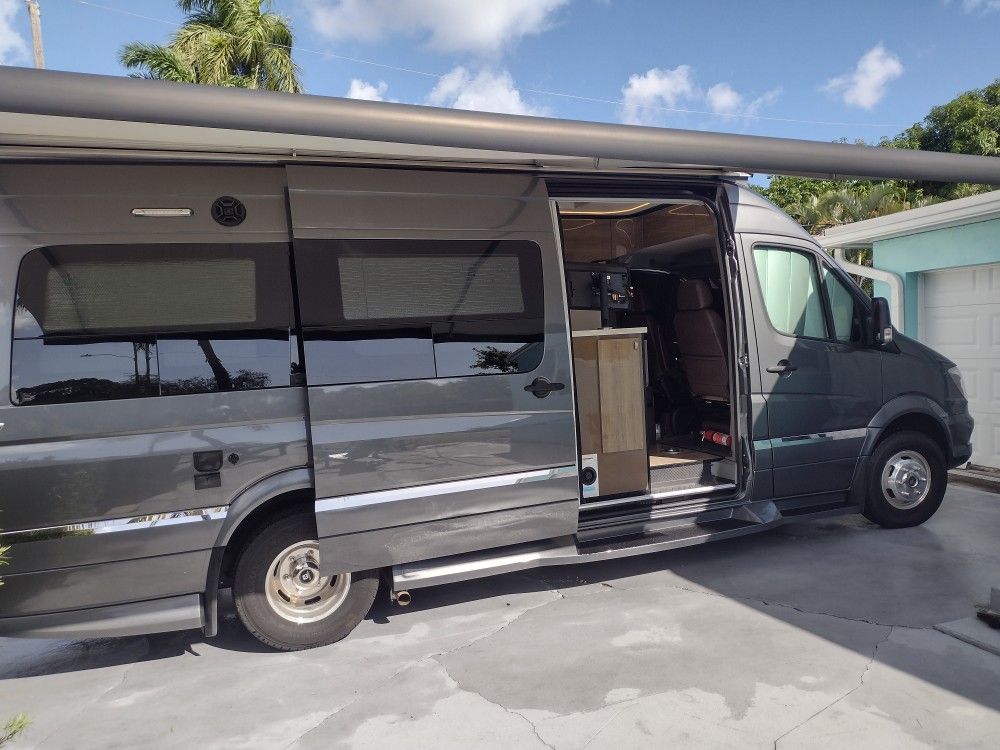 2019 Winnebago ERA 170A  Sprinter Van