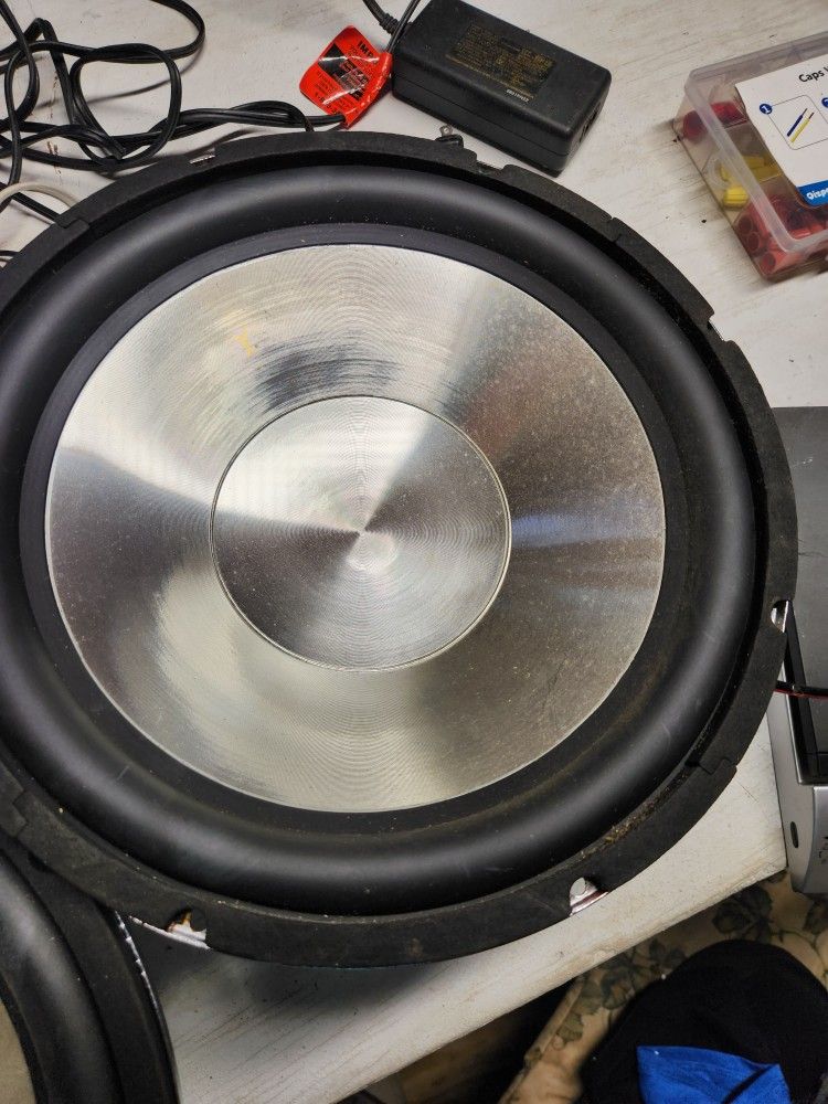 12 Qpower Subwoofers In Sealed Box Ready To Bass for Sale in Houston