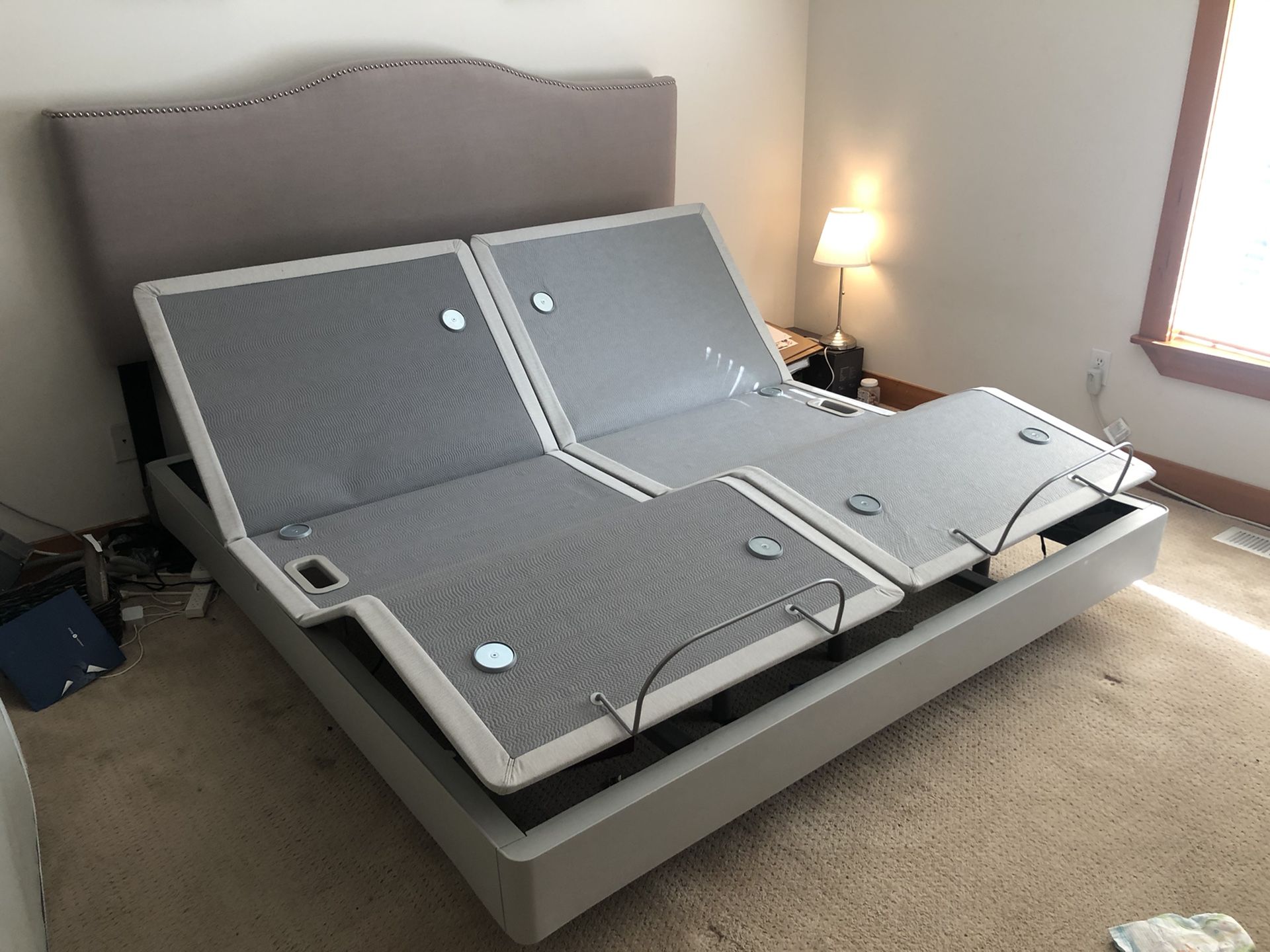 Sleep Number FlexFit 2 Split King adjustable base for Sale in Edmonds