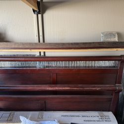 Queen Sleigh Bed 