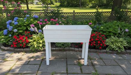 White PVC Woodgrain Textured Weather Resistant Raised Planter Box Flower Bed! Retails $82.92 33.5x13.5x28.5in