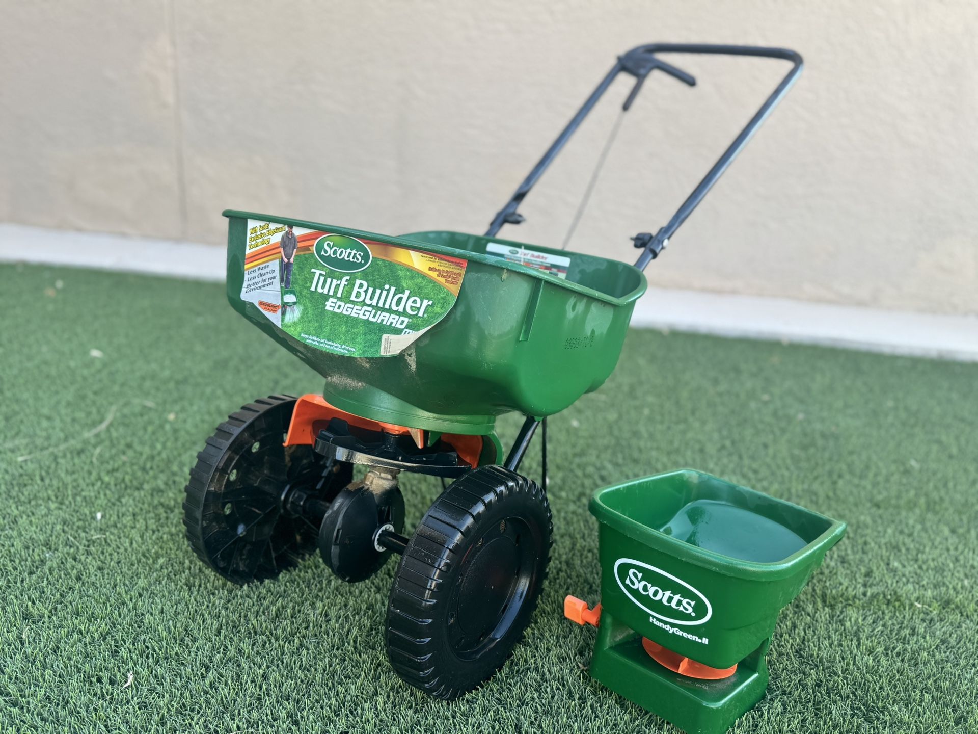 Scott’s Turf Builder Edgeguard $25 OBO