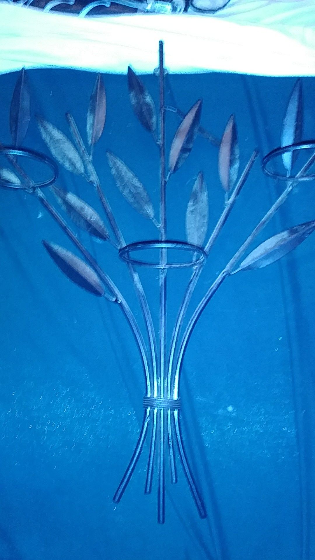 Candle holder