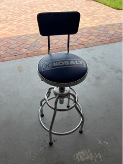Kobalt chair