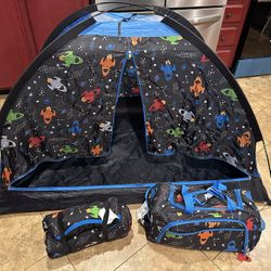 3 Piece Slumber Set With Tent.