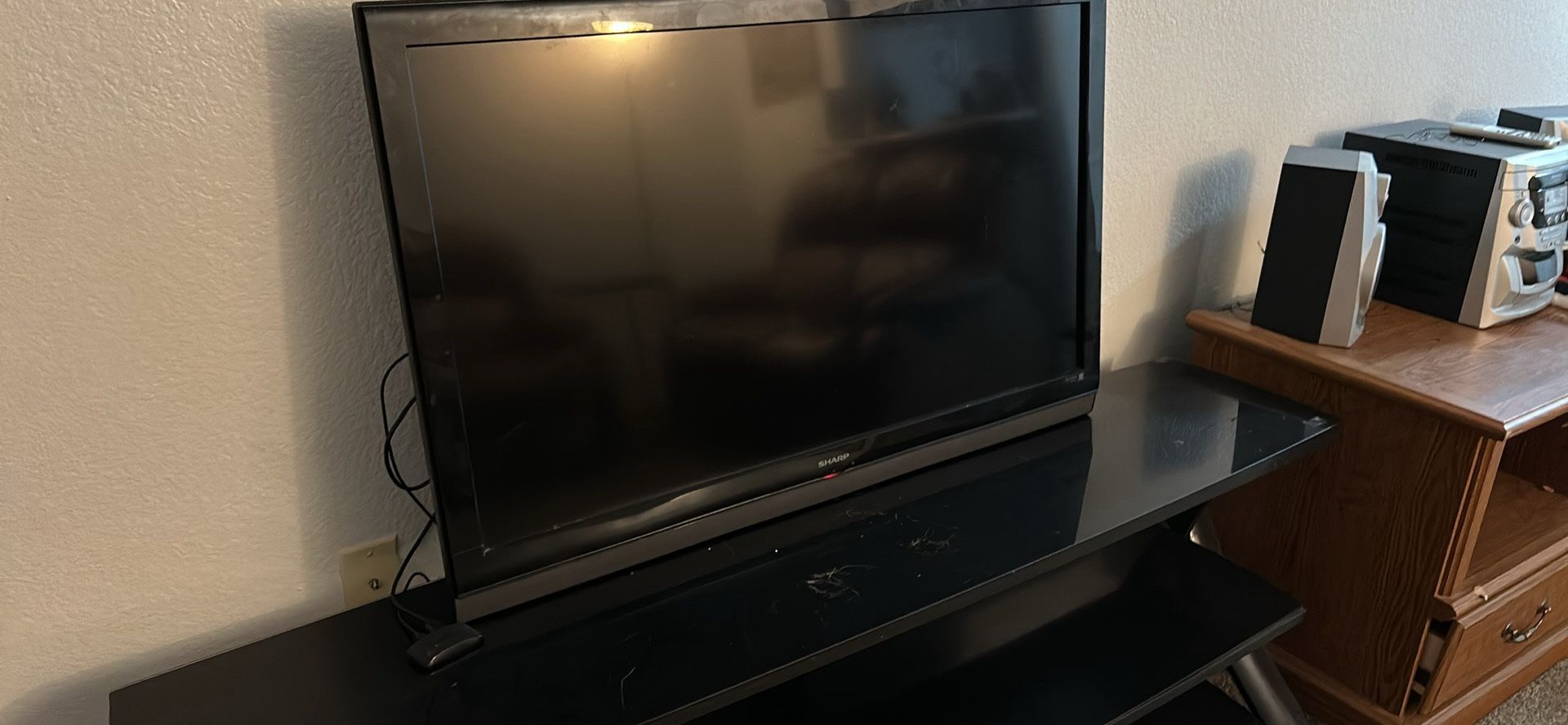 50’ TV