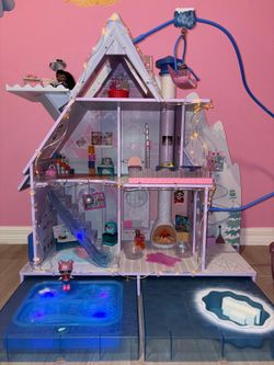 LOL house (winter edition)