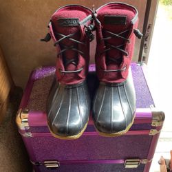 Never worn Sperry duck boots