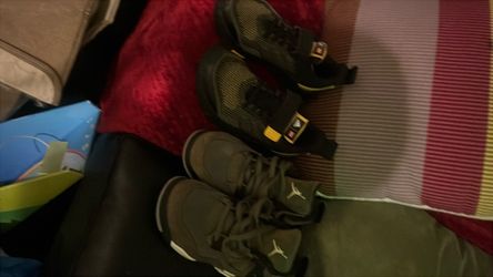 Size 13c toddler sneakers