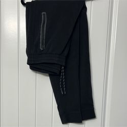 Women’s Joggers Size Small 