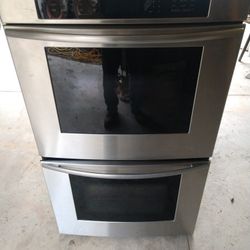 Thermador Double Wall Oven