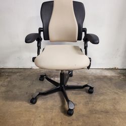 HAG HO3 340 Office Chair $200 (Good Condition)