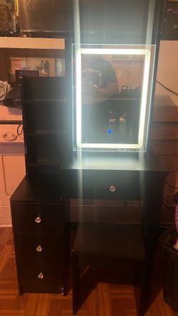 Small Pre Loved Vanity