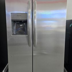 Frigidaire Side by Side, Standard Depth 25.6 Cu