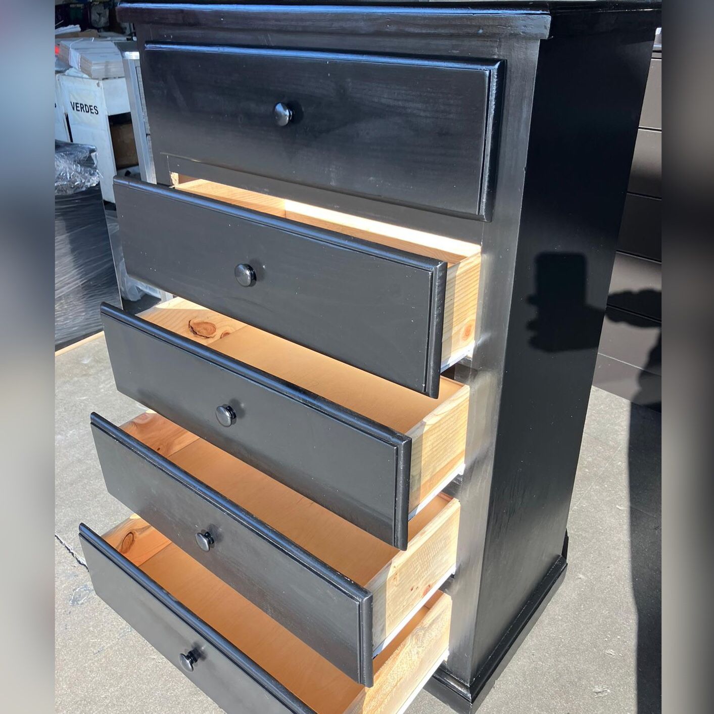 Dresser