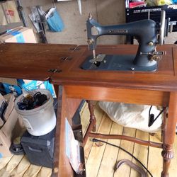 Vintage Kenmore Antique Long Shuttle Sewing Machine 