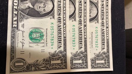 Uncirculated $1 Sequential Star ⭐️ Notes Uncirculated