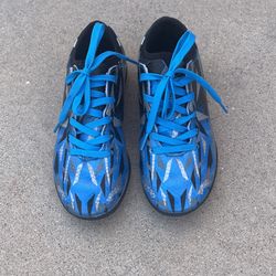 Soccer Shoes Size 1 Kids