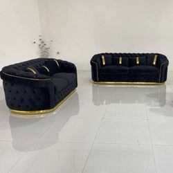"¡Imperdible! Sofá y Loveseat Negros en Velvet  - Elegancia y Comodidad para Tu Hogar"