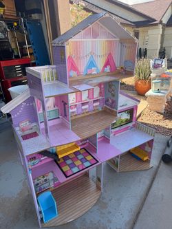 Barbie Play House