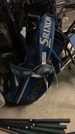 SRIXON golf bag w stand
