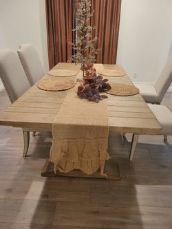 Mathis Bros Raychel Ray Monteverde 5 Piece Dining Set 10-Seat