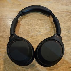Sony WH-1000XM4 Wireless Headphones