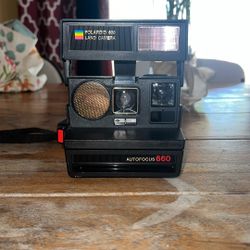 Polaroid 600 Land Camera 